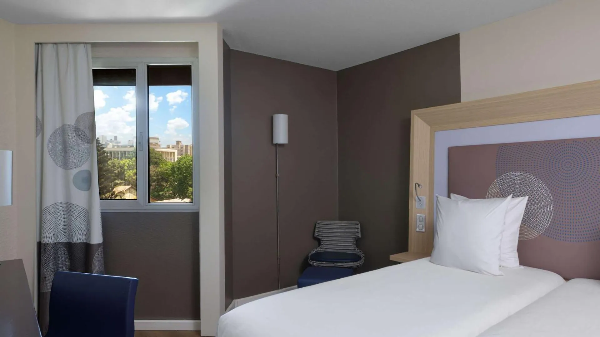 Novotel Dakar 4*,