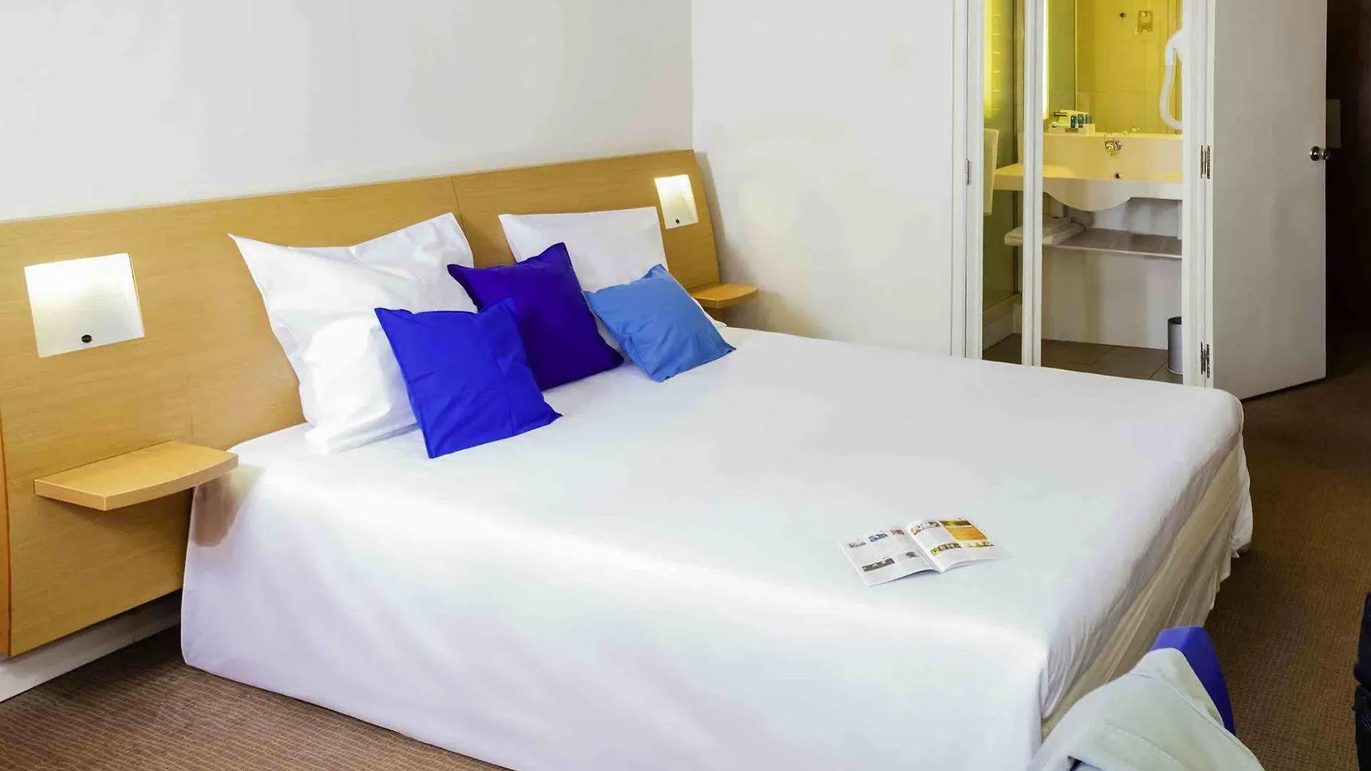 Novotel Dakar 4*,